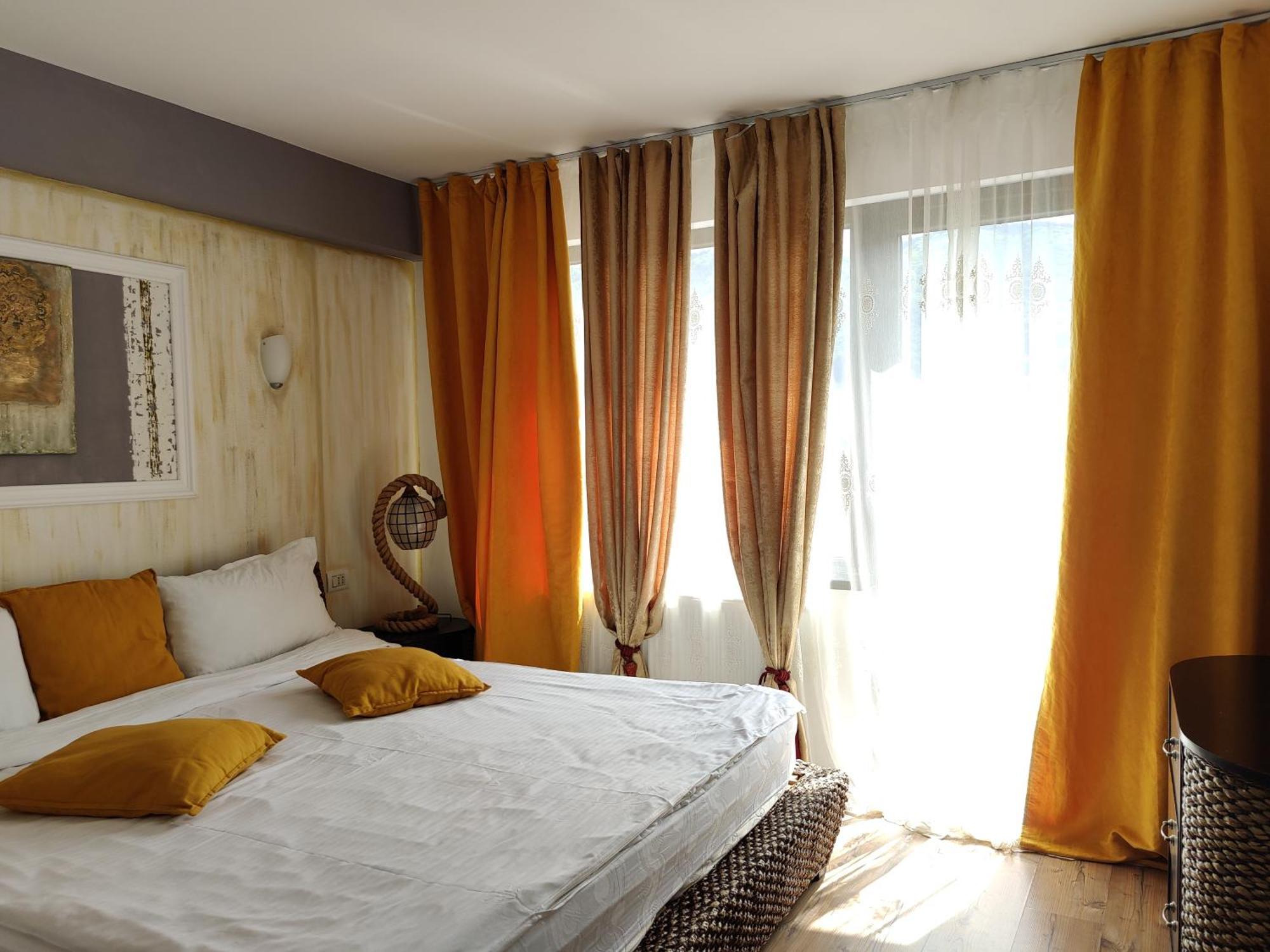 Inspire View Hotel Бран Екстериор снимка